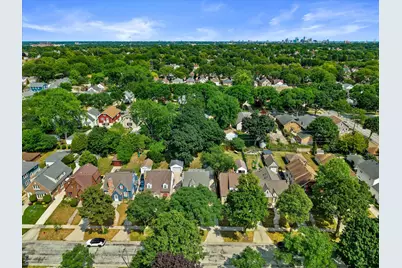 2534 N 67th St, Wauwatosa, WI 53213 - Photo 44