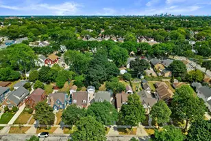 2534 N 67th St, Wauwatosa, WI 53213 - Photo 44