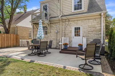 2534 N 67th St, Wauwatosa, WI 53213 - Photo 38