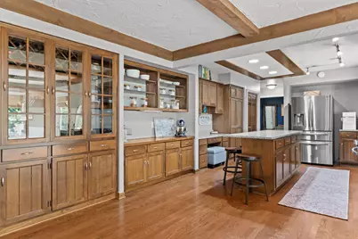 717  St Johns Dr, Delafield, WI 53018 - Photo 14