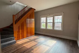 1427 N 24th Pl, Milwaukee, WI 53205 - Photo 2
