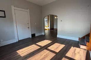 1427 N 24th Pl, Milwaukee, WI 53205 - Photo 4