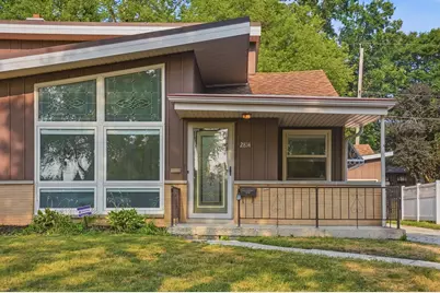 2814 S Cleveland Park Dr, West Allis, WI 53219 - Photo 54
