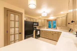 321 Kettle Ct, Slinger, WI 53086 - Photo 6