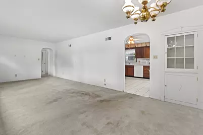 434 E Ogden St, Jefferson, WI 53549 - Photo 4