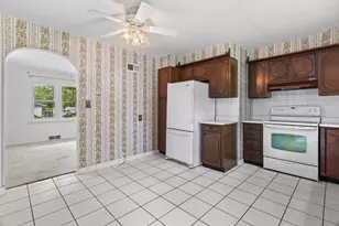 434 E Ogden St, Jefferson, WI 53549 - Photo 6