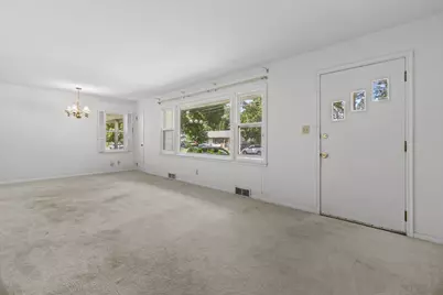 434 E Ogden St, Jefferson, WI 53549 - Photo 2