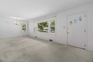 434 E Ogden St, Jefferson, WI 53549 - Photo 2