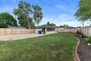 1819 24th St, Kenosha, WI 53140 - Photo 4