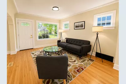 4937 N Hollywood Ave, Whitefish Bay, WI 53217 - Photo 4