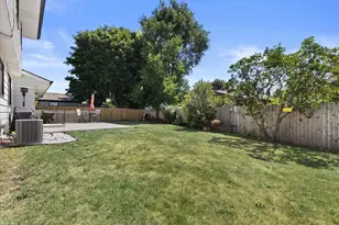 1721 Wiese Ln, Racine, WI 53406 - Photo 30