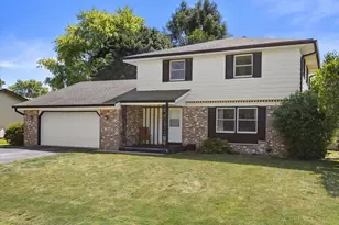 1721 Wiese Ln, Racine, WI 53406 - Photo 2