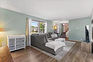 1721 Wiese Ln, Racine, WI 53406 - Photo 6