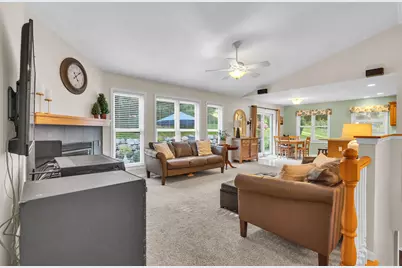 N3237  Robin Rd, Geneva, WI 53147 - Photo 4