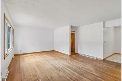 324  Roosevelt St, Fort Atkinson, WI 53538 - Photo 6