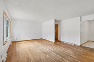 324 Roosevelt St, Fort Atkinson, WI 53538 - Photo 6
