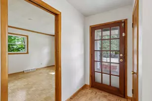 324 Roosevelt St, Fort Atkinson, WI 53538 - Photo 2