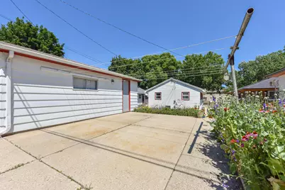 5659 N 69th St, Milwaukee, WI 53218 - Photo 6