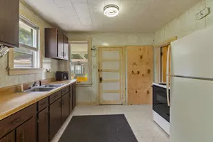 3404 Fischer Dr, Burlington, WI 53105 - Photo 8