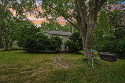S63W34771  Piper Rd, Eagle, WI 53119 - Photo 4