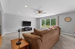 3025 S Rd, Lyons, WI 53147 - Photo 4