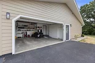 3025 S Rd, Lyons, WI 53147 - Photo 38