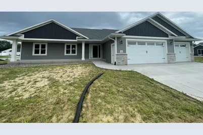 3422  Horton St, Holmen, WI 54636 - Photo 12