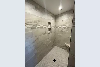 3422  Horton St, Holmen, WI 54636 - Photo 6