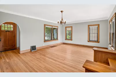 519  72nd St, Kenosha, WI 53143 - Photo 6