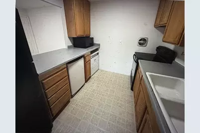 139  Heidel Rd #7, Thiensville, WI 53092 - Photo 10
