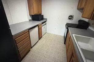 139 Heidel Rd, Thiensville, WI 53092 - Photo 10