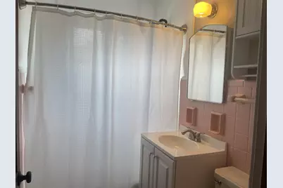 4626 N Ironwood Ln, Glendale, WI 53209 - Photo 8