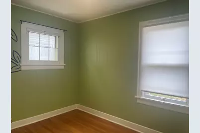 4626 N Ironwood Ln, Glendale, WI 53209 - Photo 12