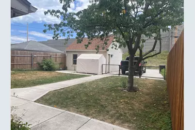 4626 N Ironwood Ln, Glendale, WI 53209 - Photo 20