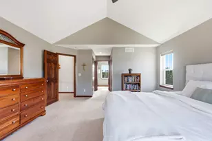 8224 S Shadwell Cir, Franklin, WI 53132 - Photo 12