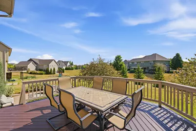 8224 S Shadwell Cir, Franklin, WI 53132 - Photo 26