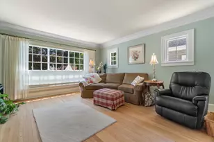 3018 Elm Ln, Racine, WI 53405 - Photo 10