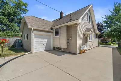 3018  Elm Ln, Racine, WI 53405 - Photo 4