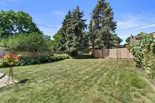 3018 Elm Ln, Racine, WI 53405 - Photo 2