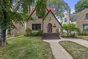 3766 S Austin St, Milwaukee, WI 53207 - Photo 12
