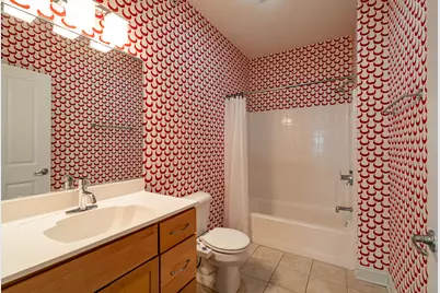 1905 N Water St #208, Milwaukee, WI 53202 - Photo 16