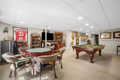 943 E Imperial Dr, Hartland, WI 53029 - Photo 40