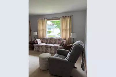 3359 S 83rd St, Milwaukee, WI 53219 - Photo 12