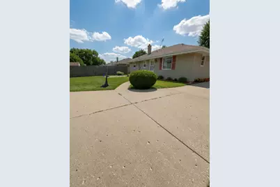 3359 S 83rd St, Milwaukee, WI 53219 - Photo 2