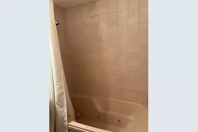 3359 S 83rd St, Milwaukee, WI 53219 - Photo 14