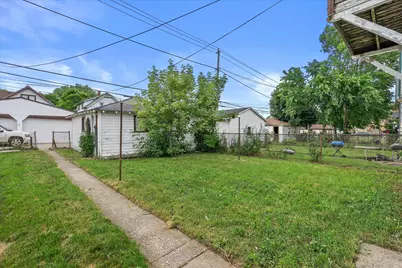 3613 N 21st St, Milwaukee, WI 53206 - Photo 2