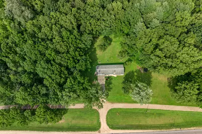 809  Holmen Dr, Holmen, WI 54636 - Photo 1