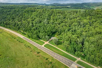 809  Holmen Dr, Holmen, WI 54636 - Photo 4