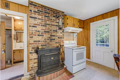 W340N8177  Townline Rd, Lac La Belle, WI 53066 - Photo 4