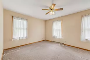 W340N8177 Townline Rd, Lac La Belle, WI 53066 - Photo 18